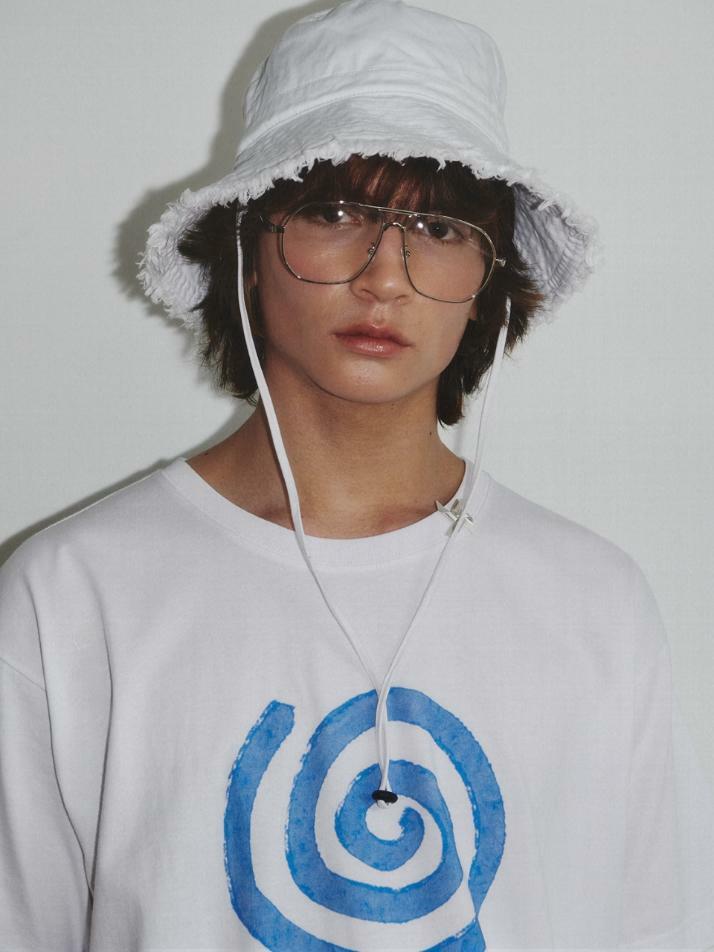 Blow Wind Print T-Shirt_White