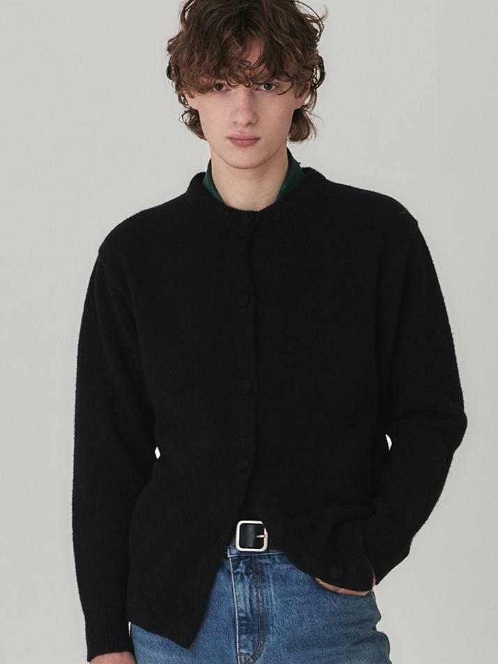 Brushed Wool Round Neck Cardigan_Black