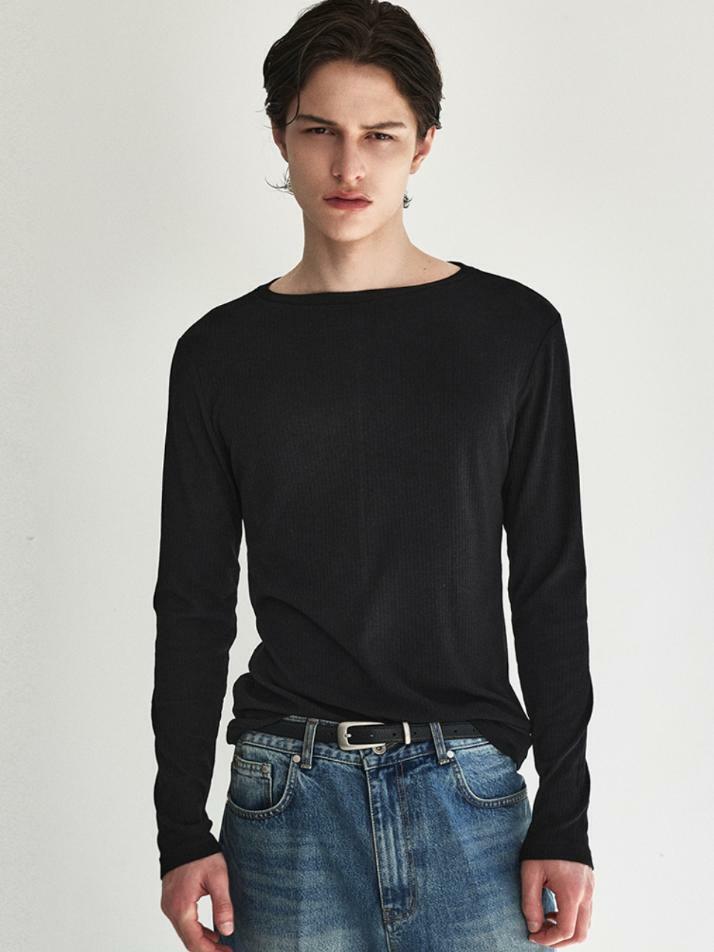Sleek Wool Blend Boat Neck Top_Black