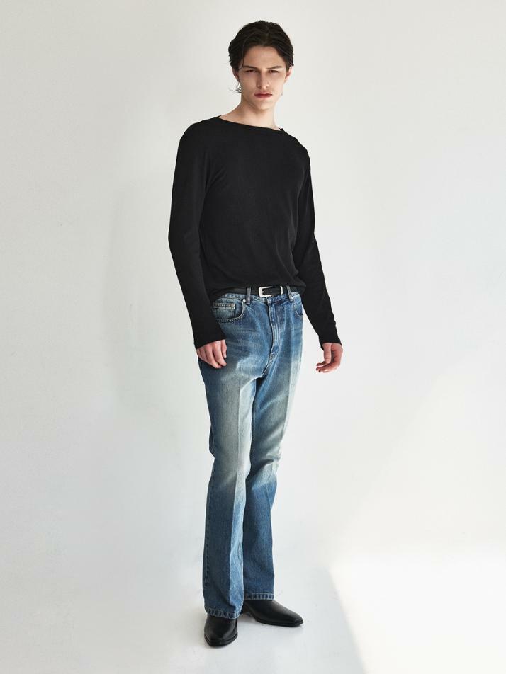 Sleek Wool Blend Boat Neck Top_Black