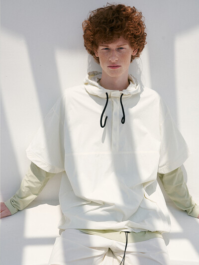RVIS convert anorak cream