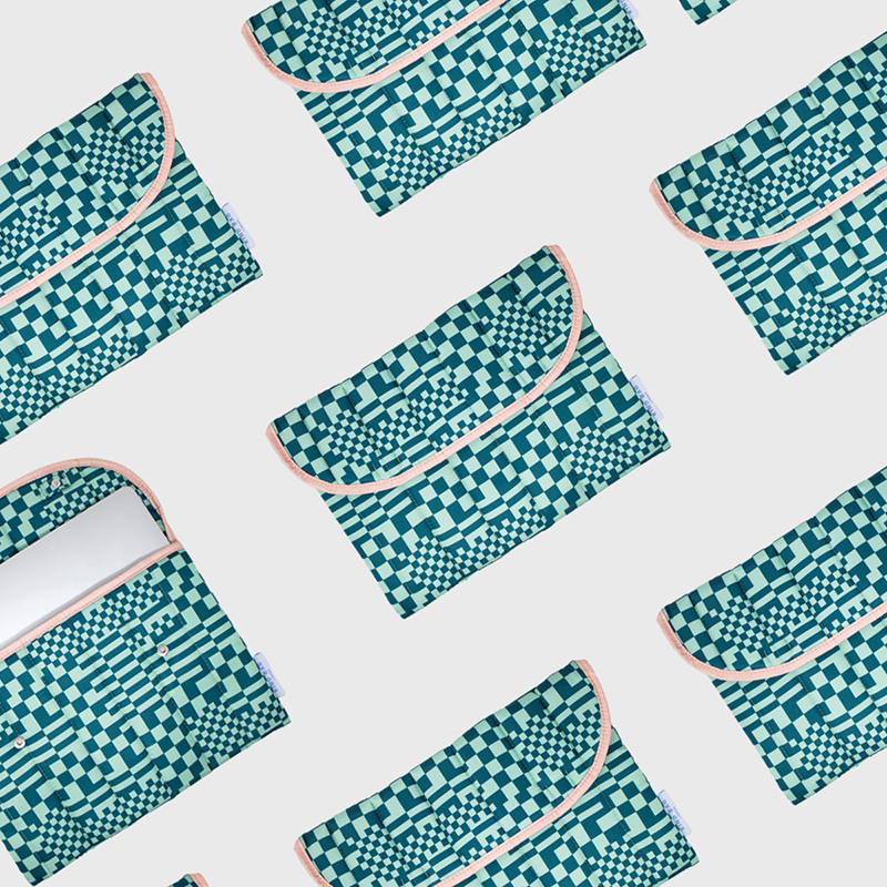 800%20Trippy%20Checkerboard-pattern%20%20%E1%84%87%E1%85%A9%E1%86%A8%E1%84%89%E1%85%A1%20%E1%84%87%E1%85%A9%E1%86%A8%E1%84%89%E1%85%A1.jpg