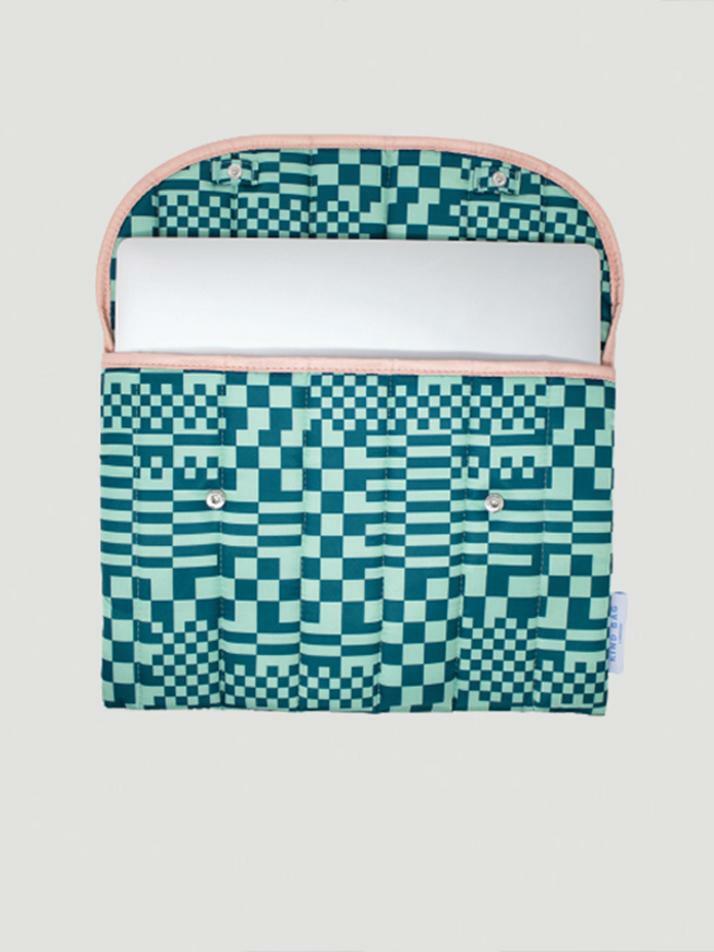 [KINDBAG] 13인치 랩탑 슬리브-트리피 체크