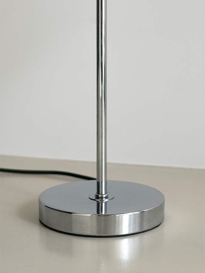 Line Stand Lamp Chrome
