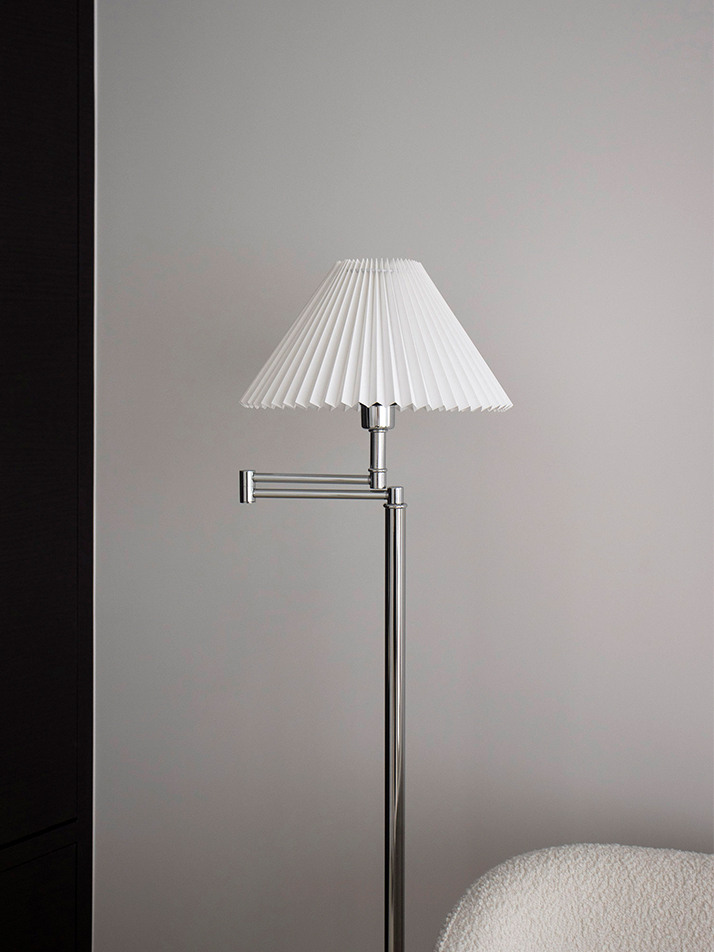 Line Floor Lamp Chrome