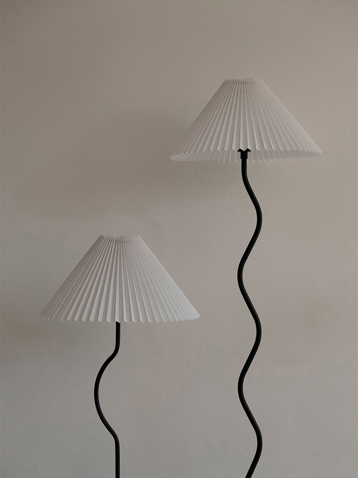 Spiral Floor Lamp Black