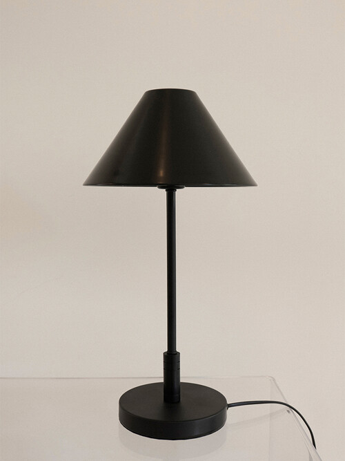 Olive Stand Lamp Black