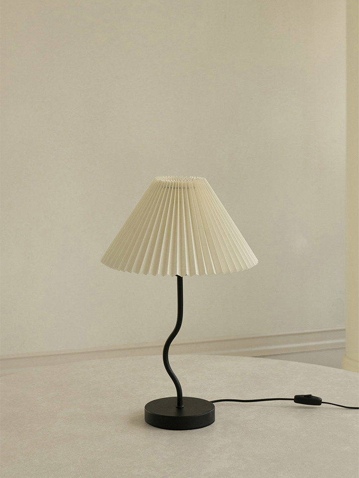 Pleated Stand Lamp S