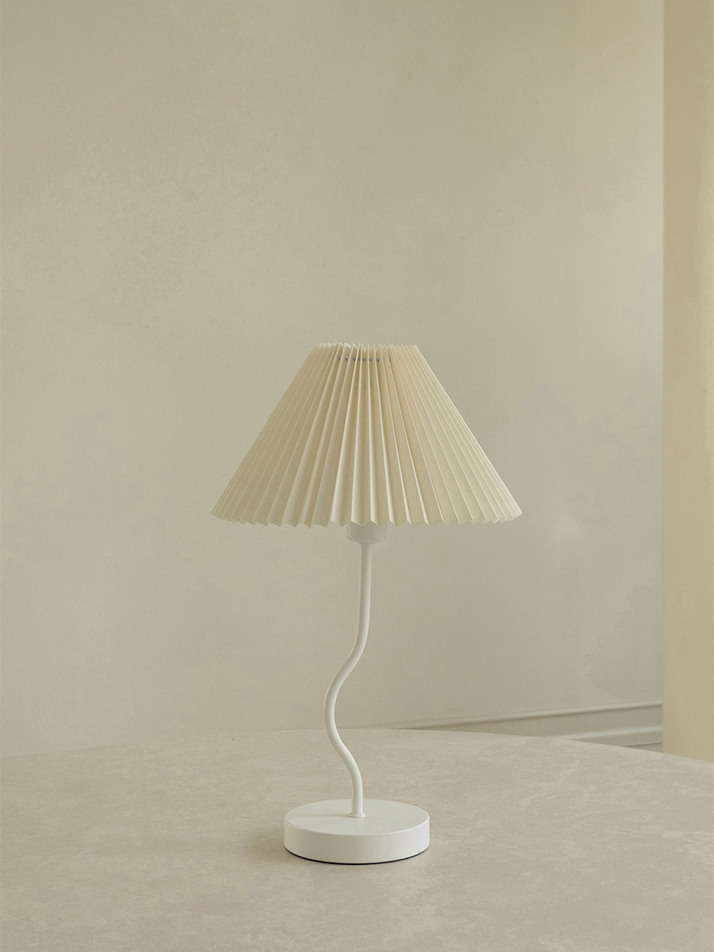Pleated Stand Lamp S