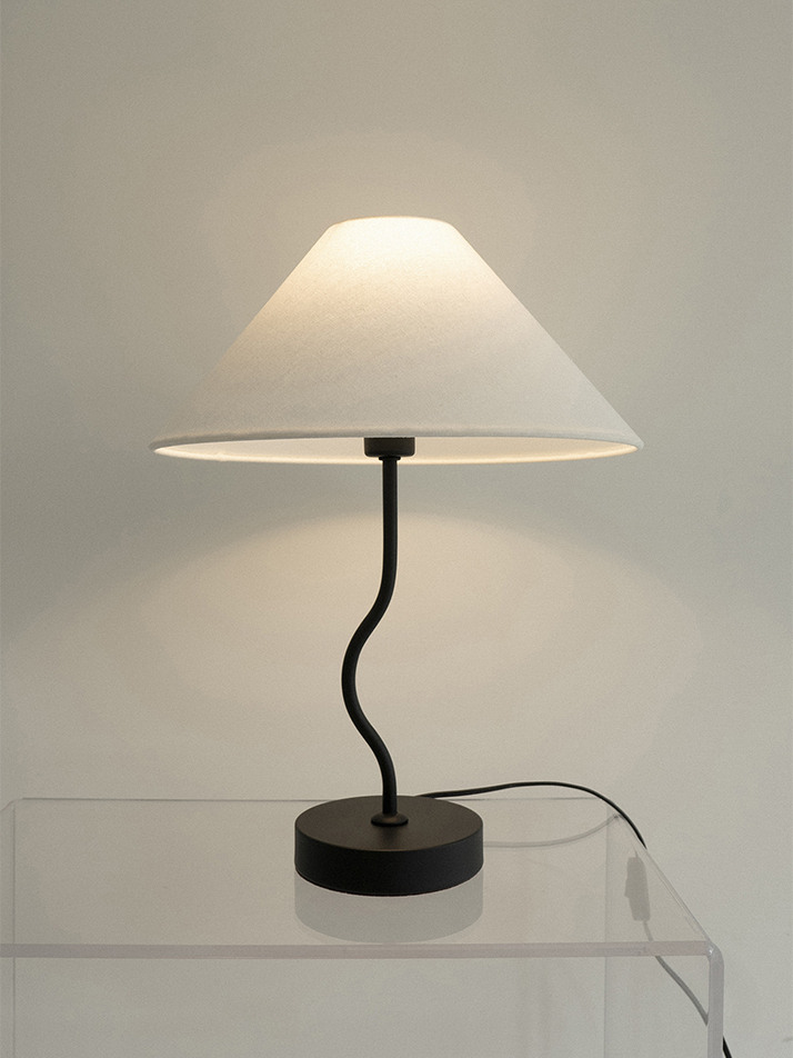 Fig Stand Lamp Black