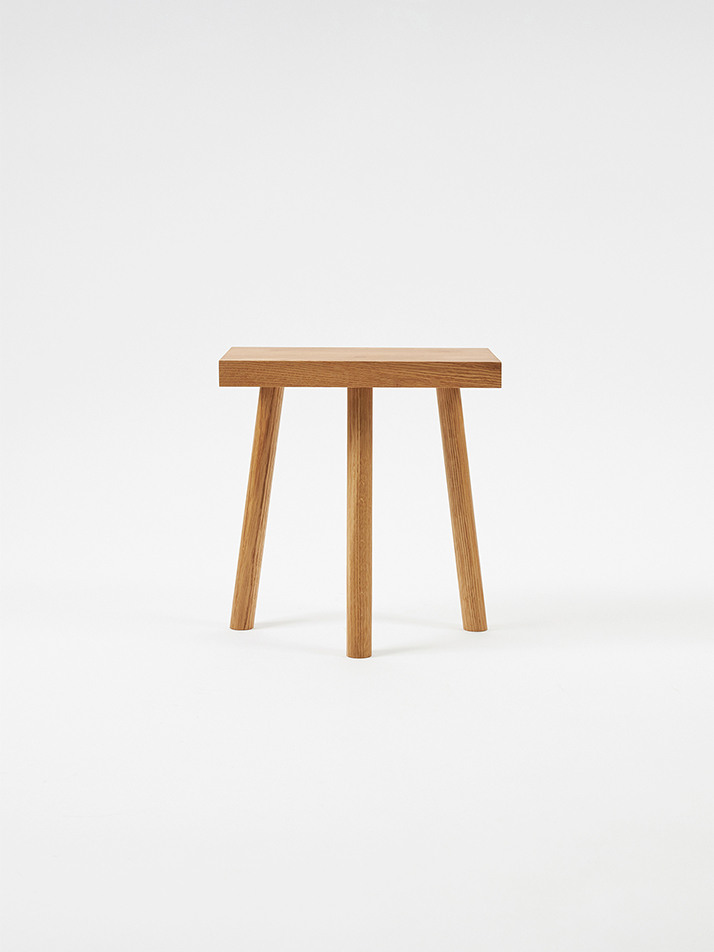 Rec Stool Black / Walnut / Oak 