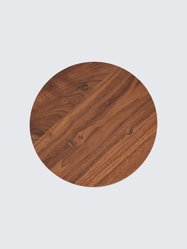Moon Stool Black / Walnut / Oak