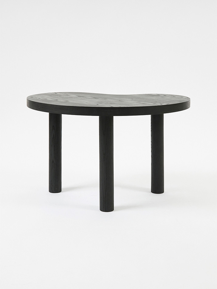 Half Moon Side Table Black / Walnut / Oak 