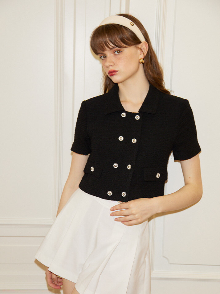 Double Button Crop Jacket_ Black
