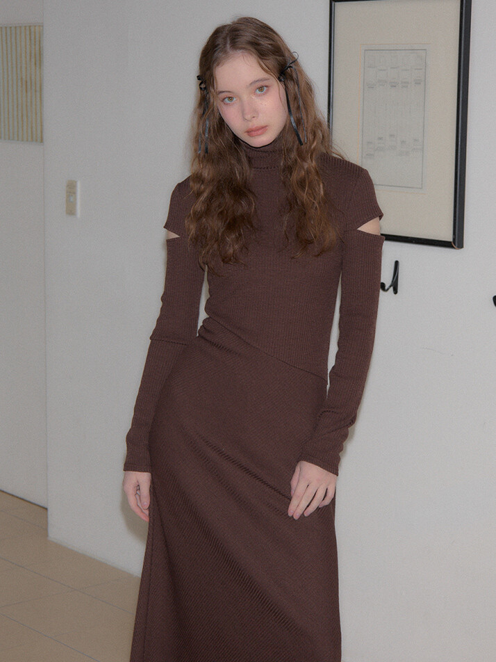 High Neck Cut-Out Long Dress_ Brown