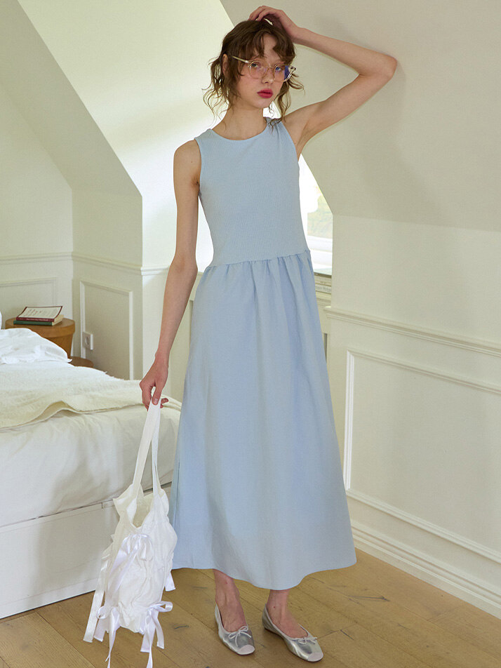 Sleeveless Long Dress_ Blue