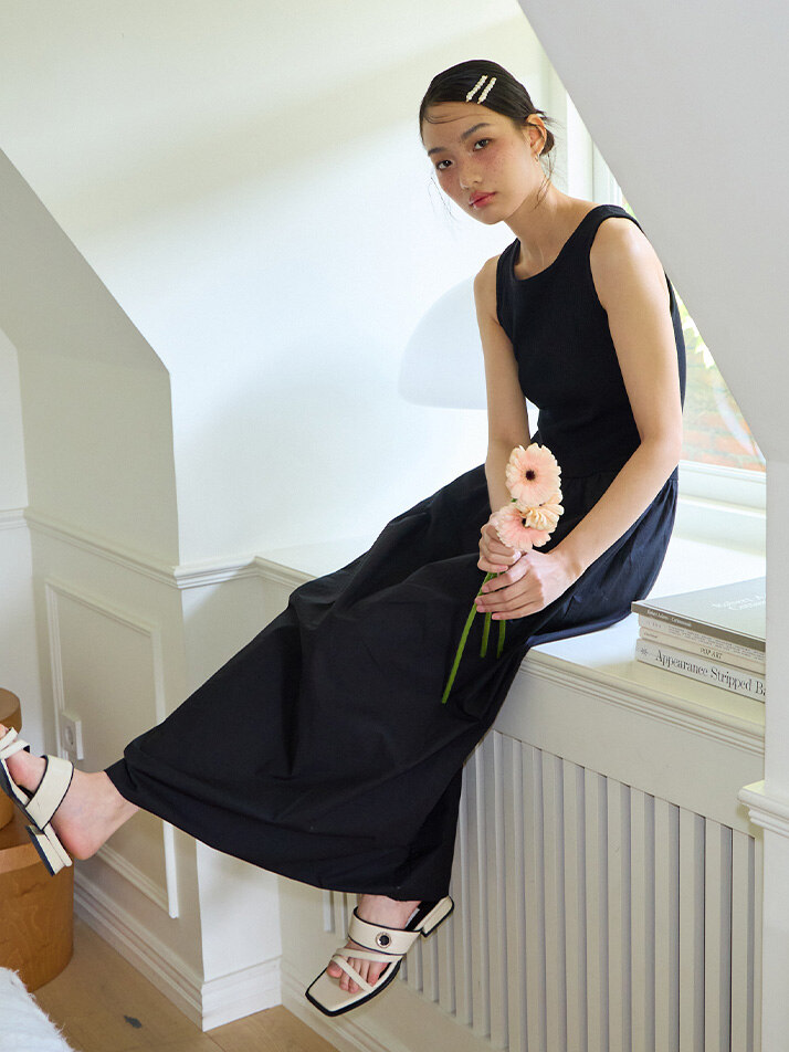 Sleeveless Long Dress_ Black