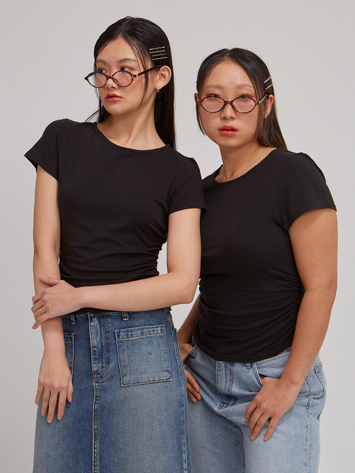 Basic Shirring Short Sleeve T_ Black