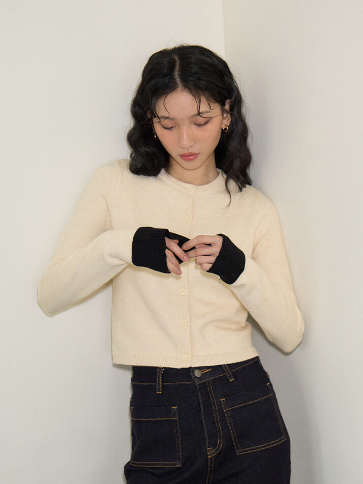 Cuffs Knit Cardigan Set_ Ivory