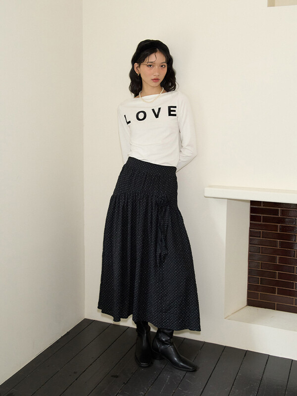 Corsage Point Shirring Skirt_ Black