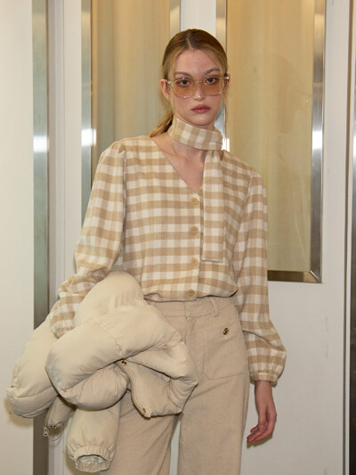 Scarf Gingham Check Blouse_ Beige