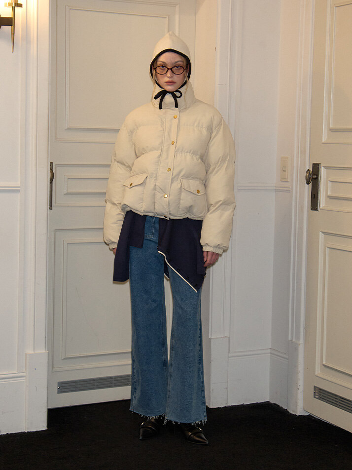 Classic Puffer Jacket_ Ivory