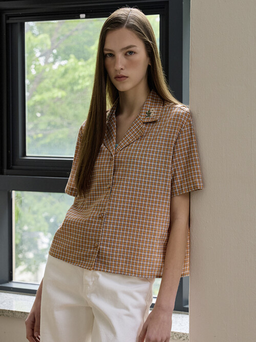 (WOMEN) Floral Embroidered Check Short-Sleeve Shirt_Orange