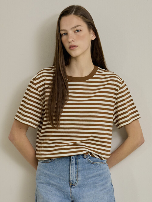 (UNI) Striped Short-Sleeve T-Shirt_Brown