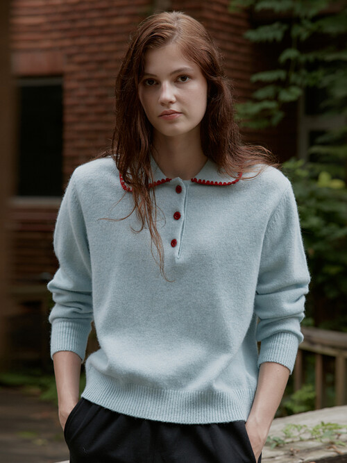 Wool 100% Needlework Collar Knit_Light Blue