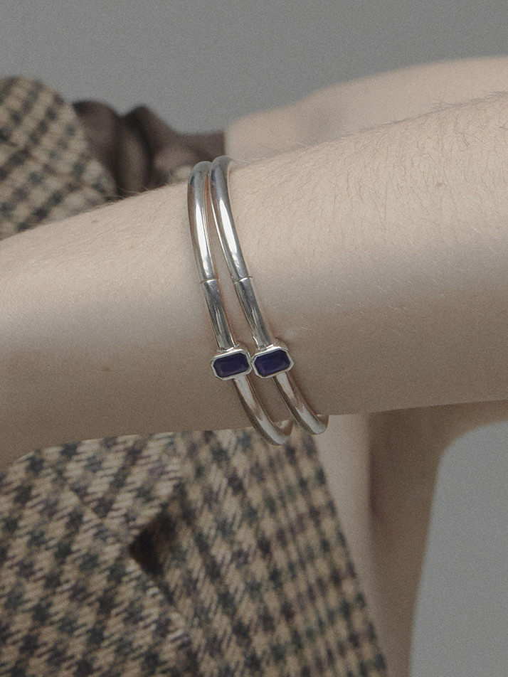 SHINY LID BANGLE BLUE SILVER