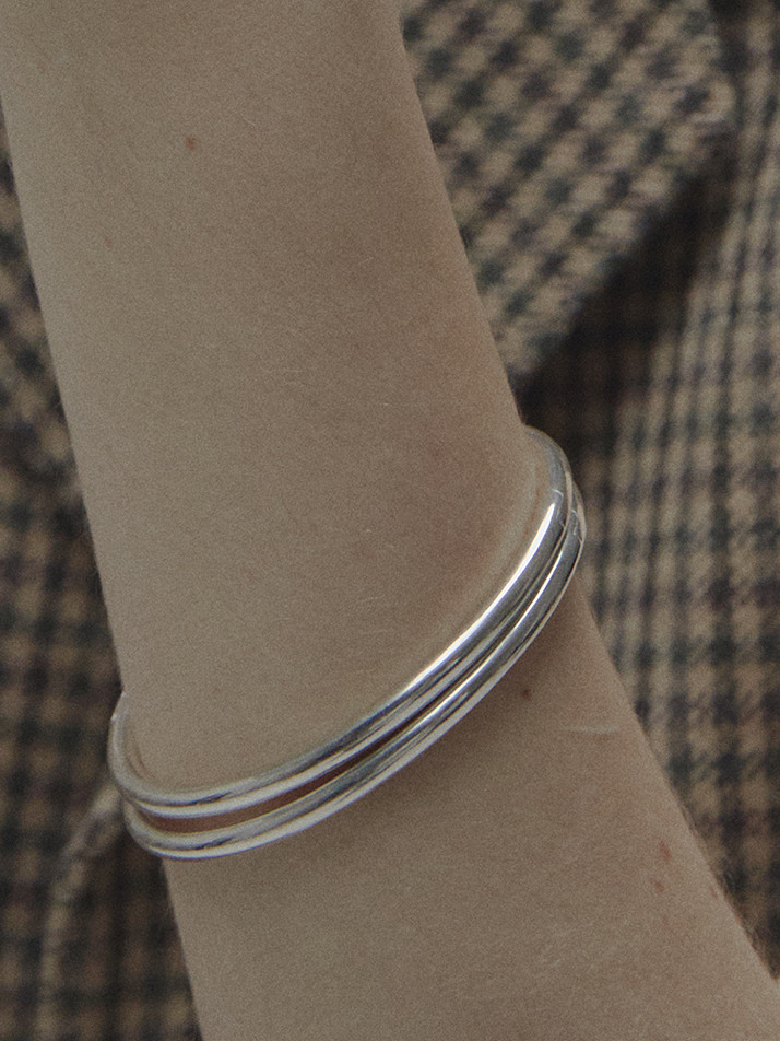 PLANE BANGLE SILVER