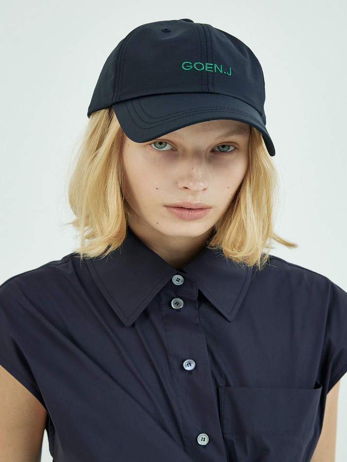 Logo-embroidered baseball cap