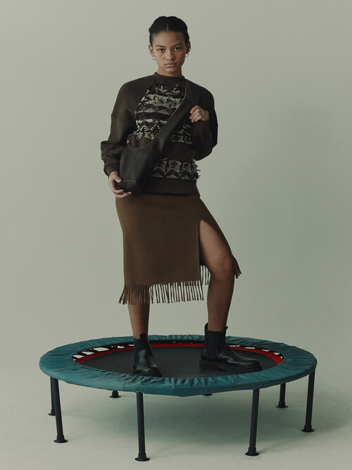 Reversed contrast knitted-panel sweatshirt top
