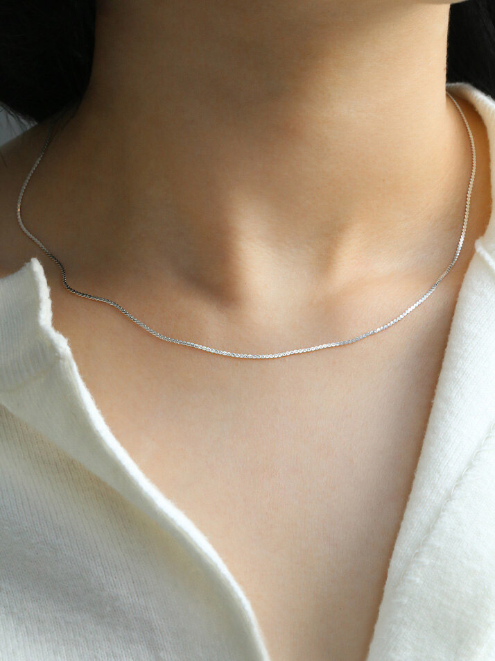 CLASSIC DELICATE CHAIN