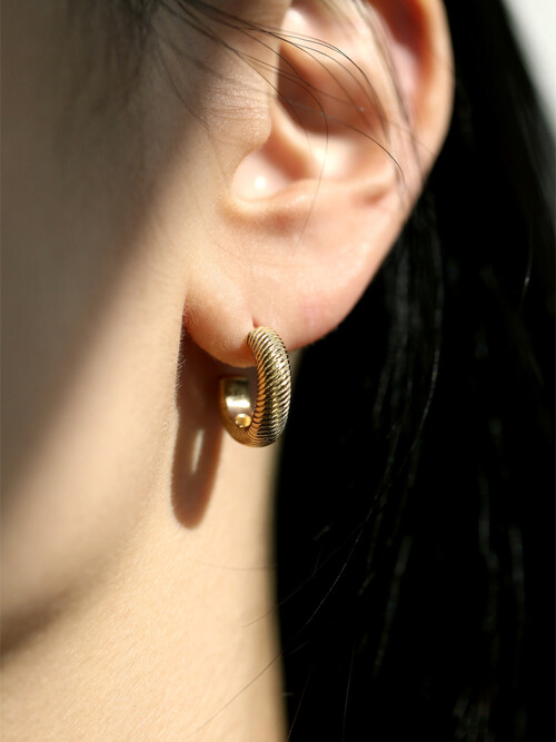 SMALL RIPPLE HOOPS