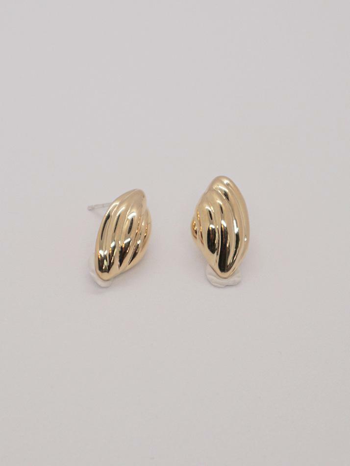 Mini Shell Earring