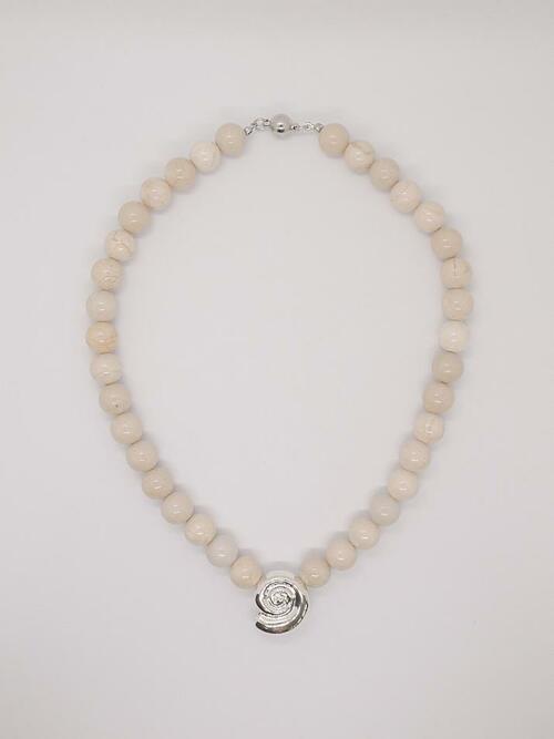 Oceanic Shell Bold Necklace
