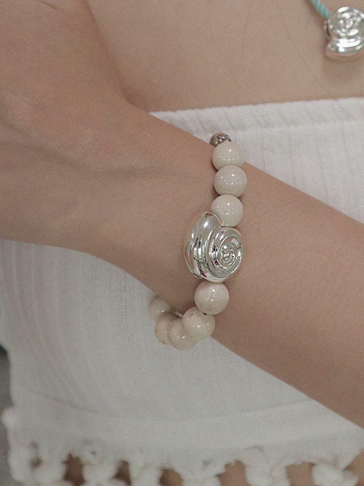 Oceanic Shell Bold Bracelet