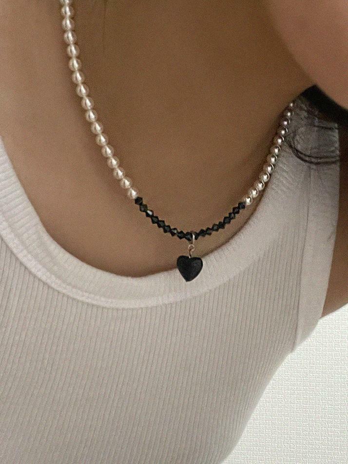 Onyx Heart Pearl Necklace