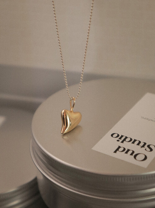Apple Heart Necklace 2023