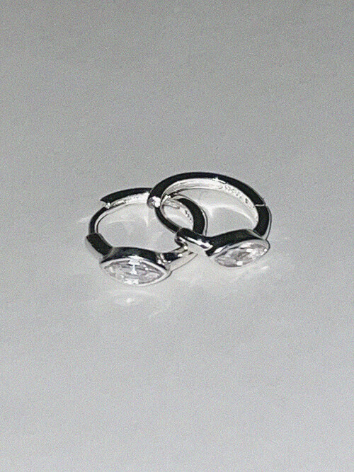 Essential Cubic One-touch Earring