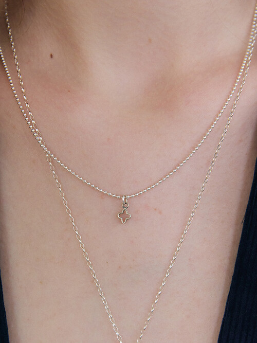 Mini Clover Necklace