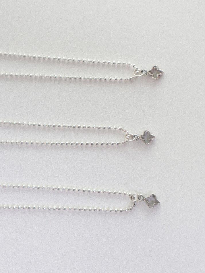 Mini Clover Necklace