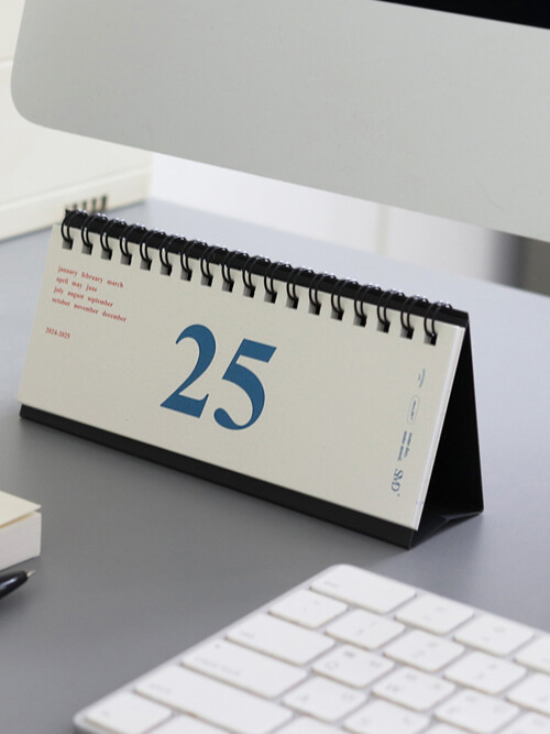 2025 Signature Desk Calendar