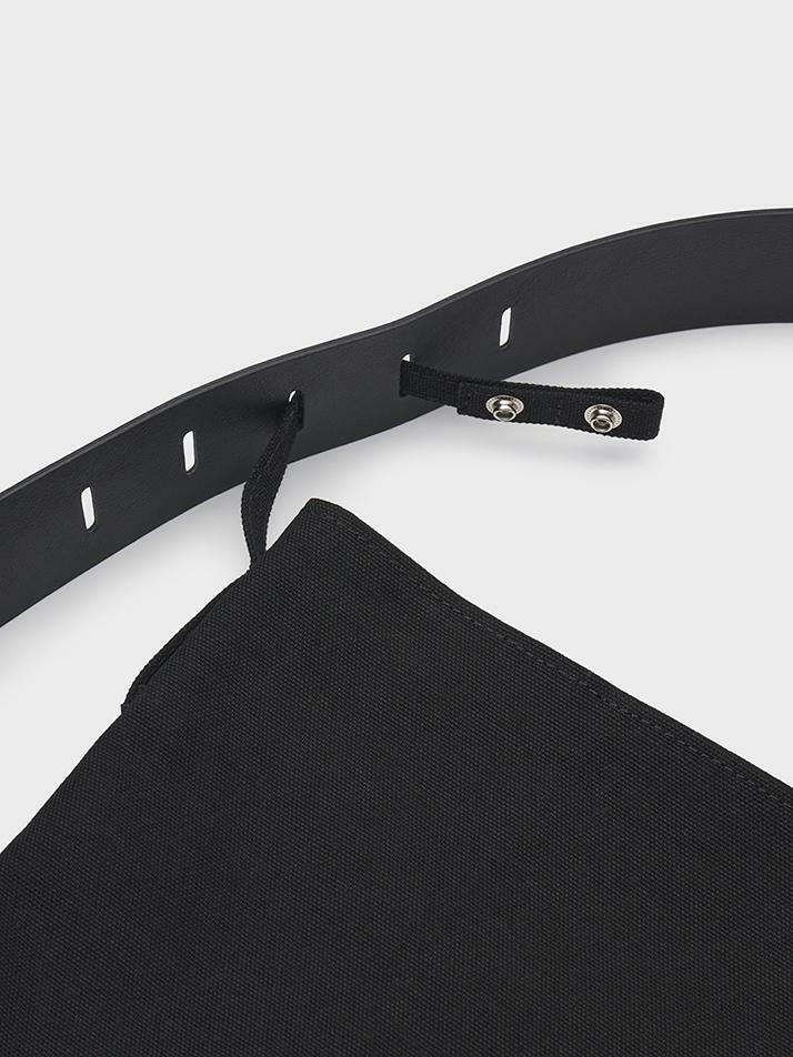 A/P 001 MORETEX WATER FLOW LEATHER STRAP SHOULDER BAG L_BLACK