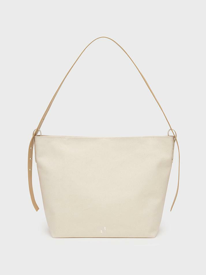 A/P 002 MORETEX WATER FLOW ECO LEATHER STRAP SHOULDER BAG L_ECRU