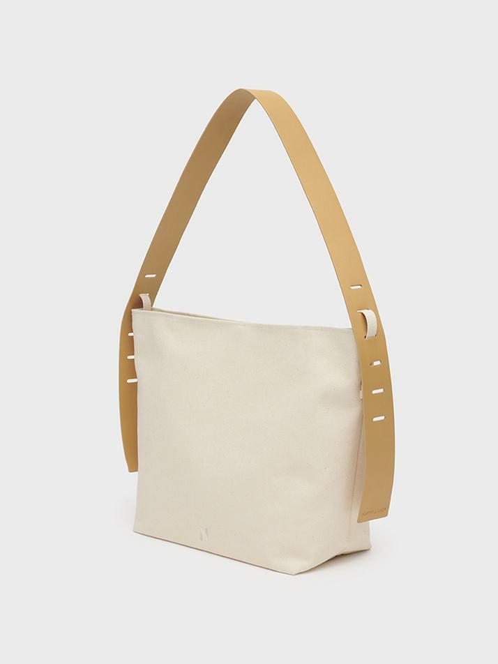 A/P 002 MORETEX WATER FLOW ECO LEATHER STRAP SHOULDER BAG L_ECRU