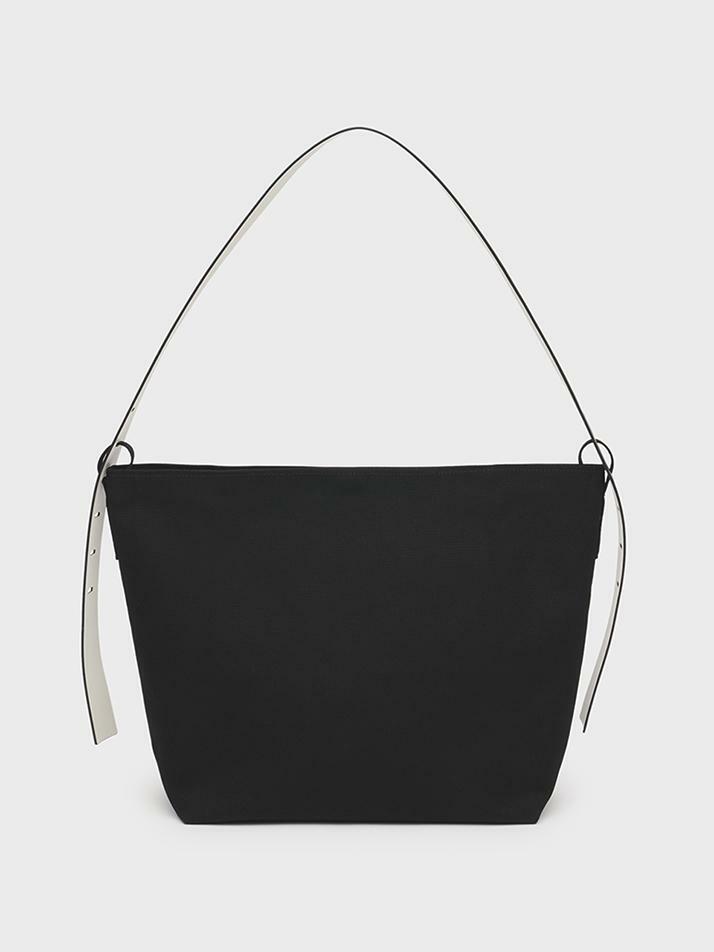 A/P 002 MORETEX WATER FLOW ECO LEATHER STRAP SHOULDER BAG L_BLACK