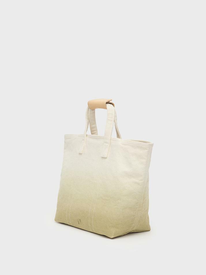 A/P 004 NIFTY GRADATION SHOPPER BAG M_KHAKI