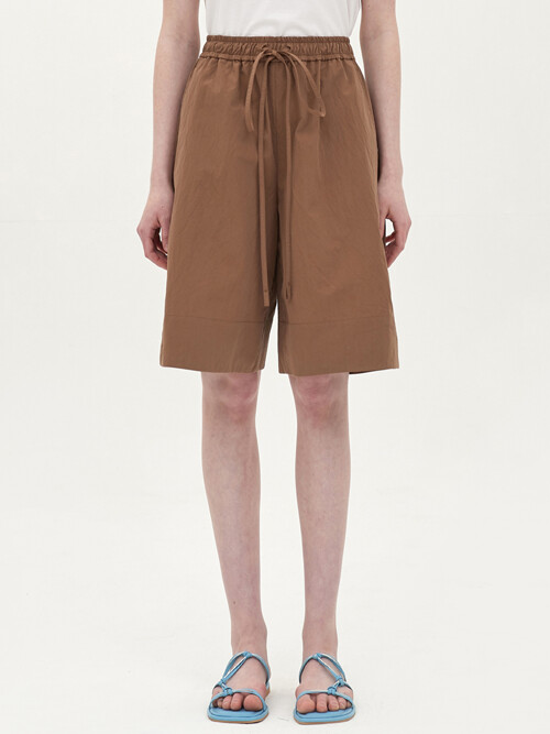 crease cotton string short_brown